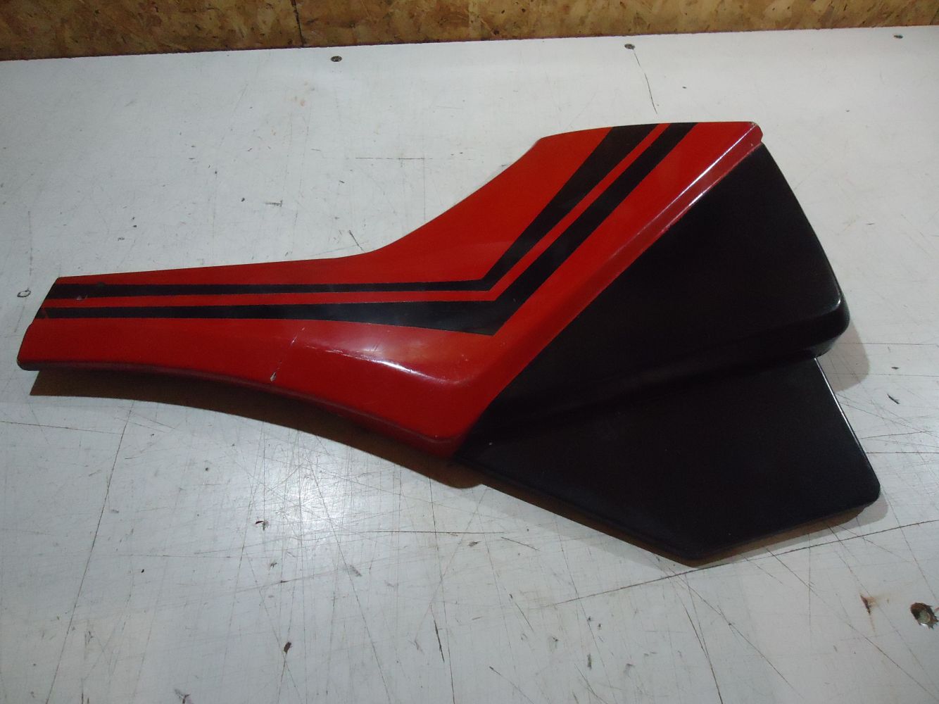 Honda CBX750F R-H Side Panel CBX750 Fairing RC17