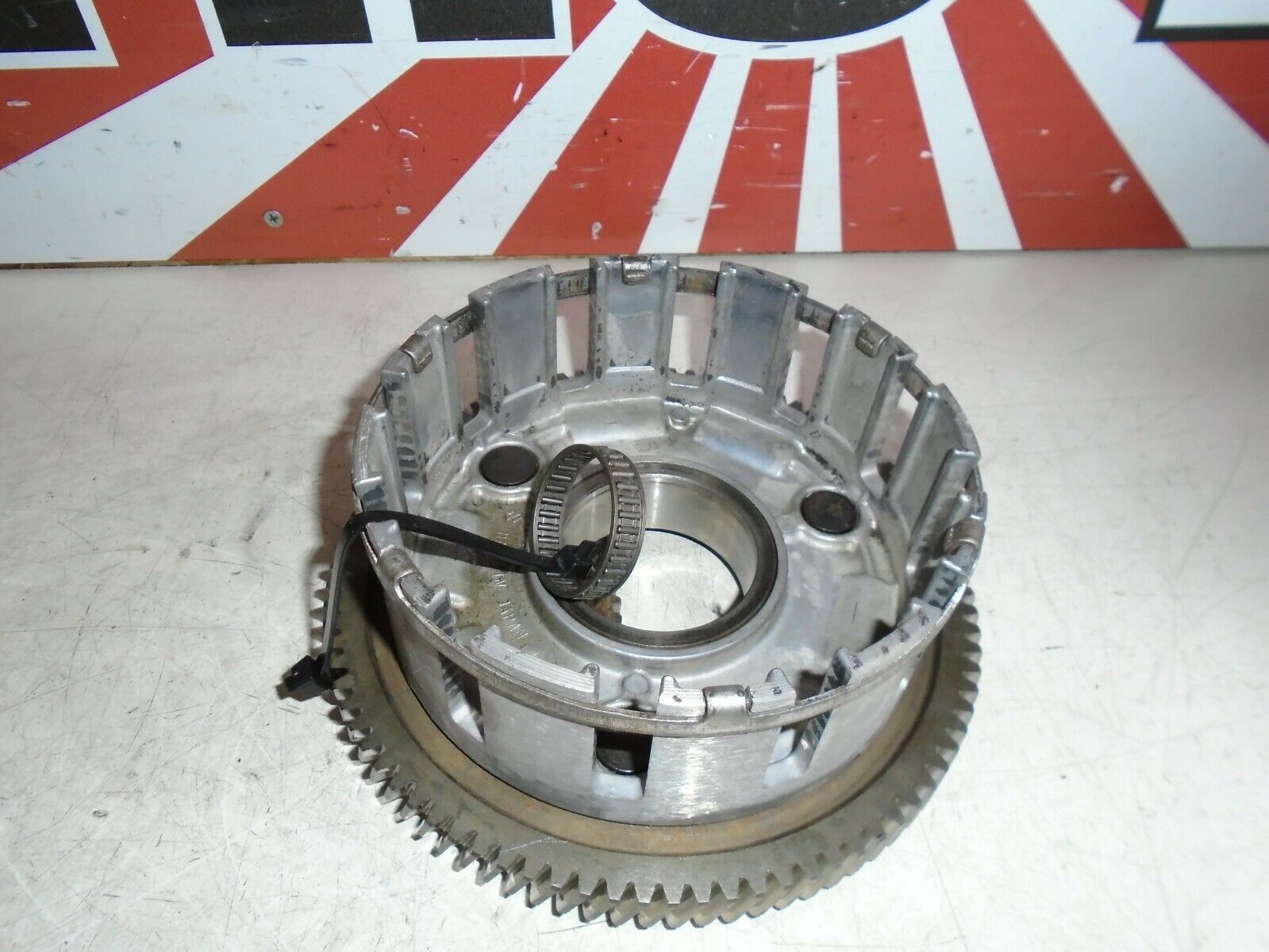 Suzuki GS750 Engine Clutch Basket 