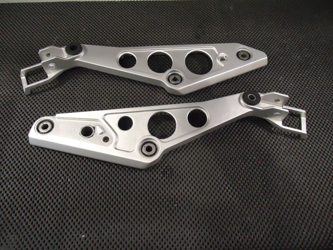 Honda CBX750F Footrest Hanger Bracket CBX750 Footpeg Hangers RC17