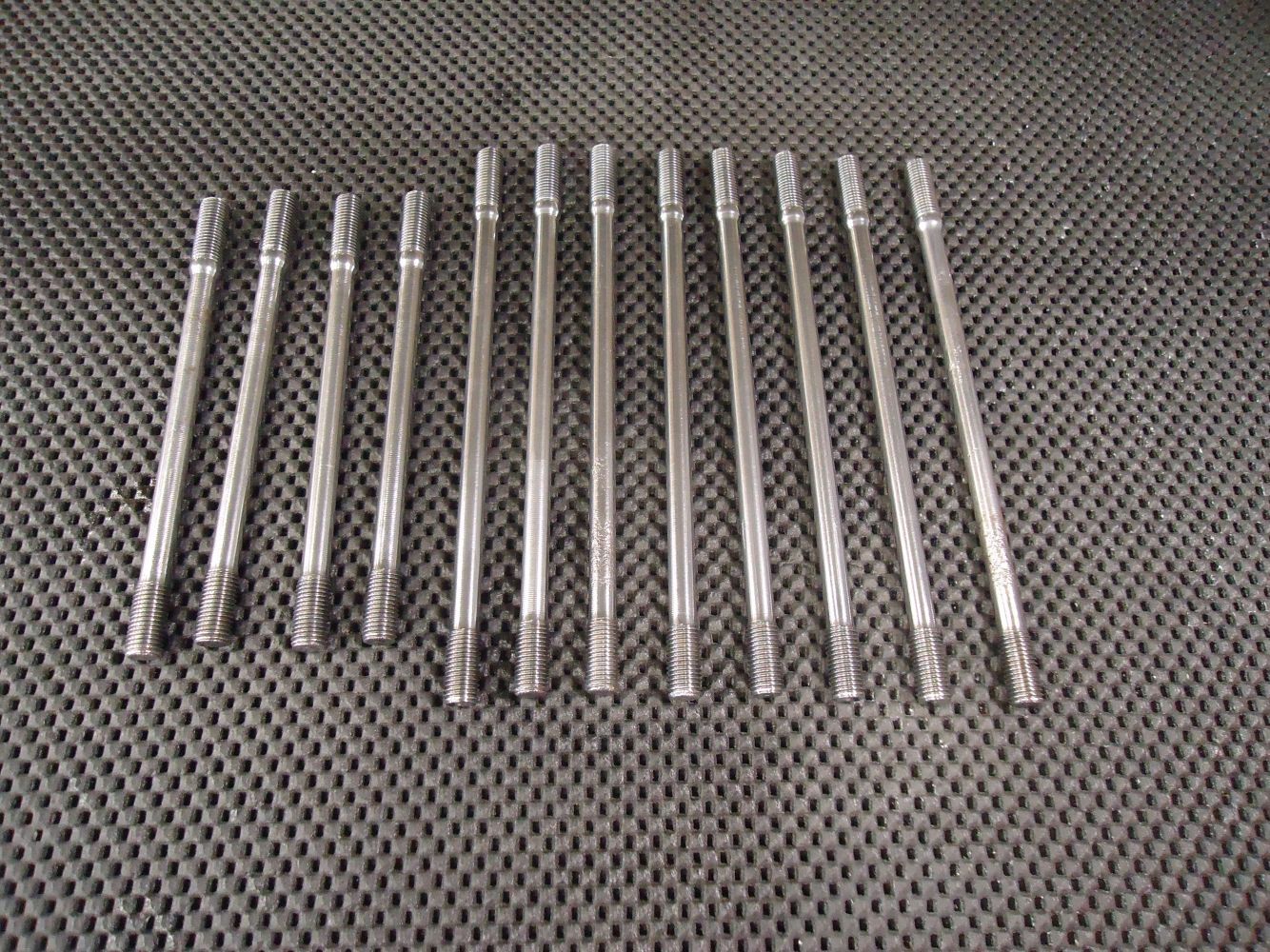 Suzuki GS1000G Crankcase Studs GS1000 Engine Bolt