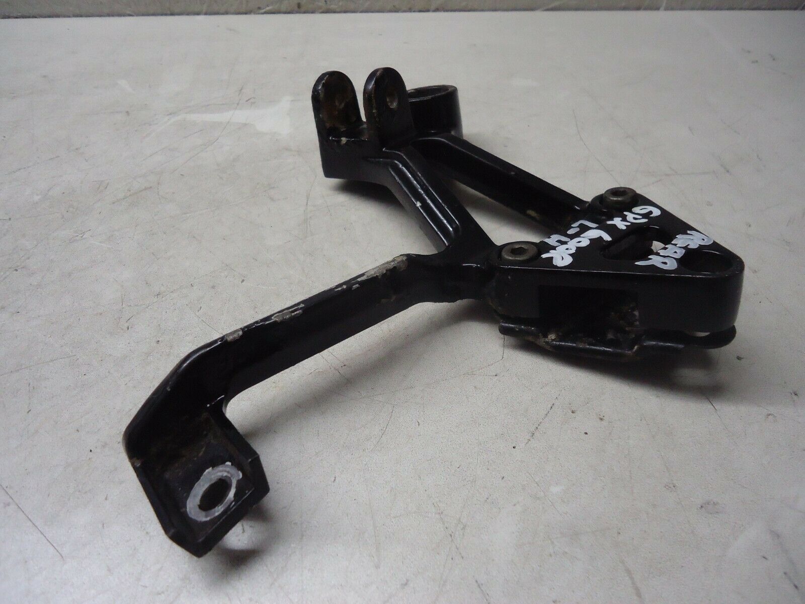 Kawasaki GPX600R L-H Rear Footrest Hanger