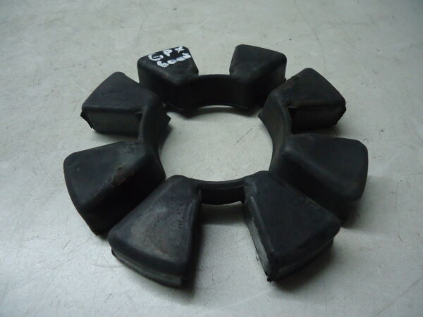 Kawasaki GPX600R Rear Wheel Cush Drive Rubbers 