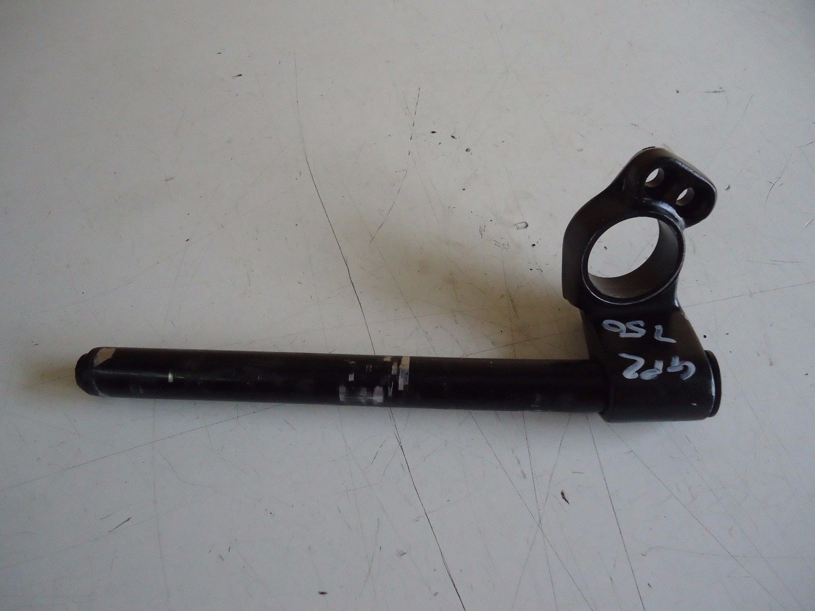 KAWASAKI GPZ750R RH HANDLEBAR ZX750G HANDLEBAR