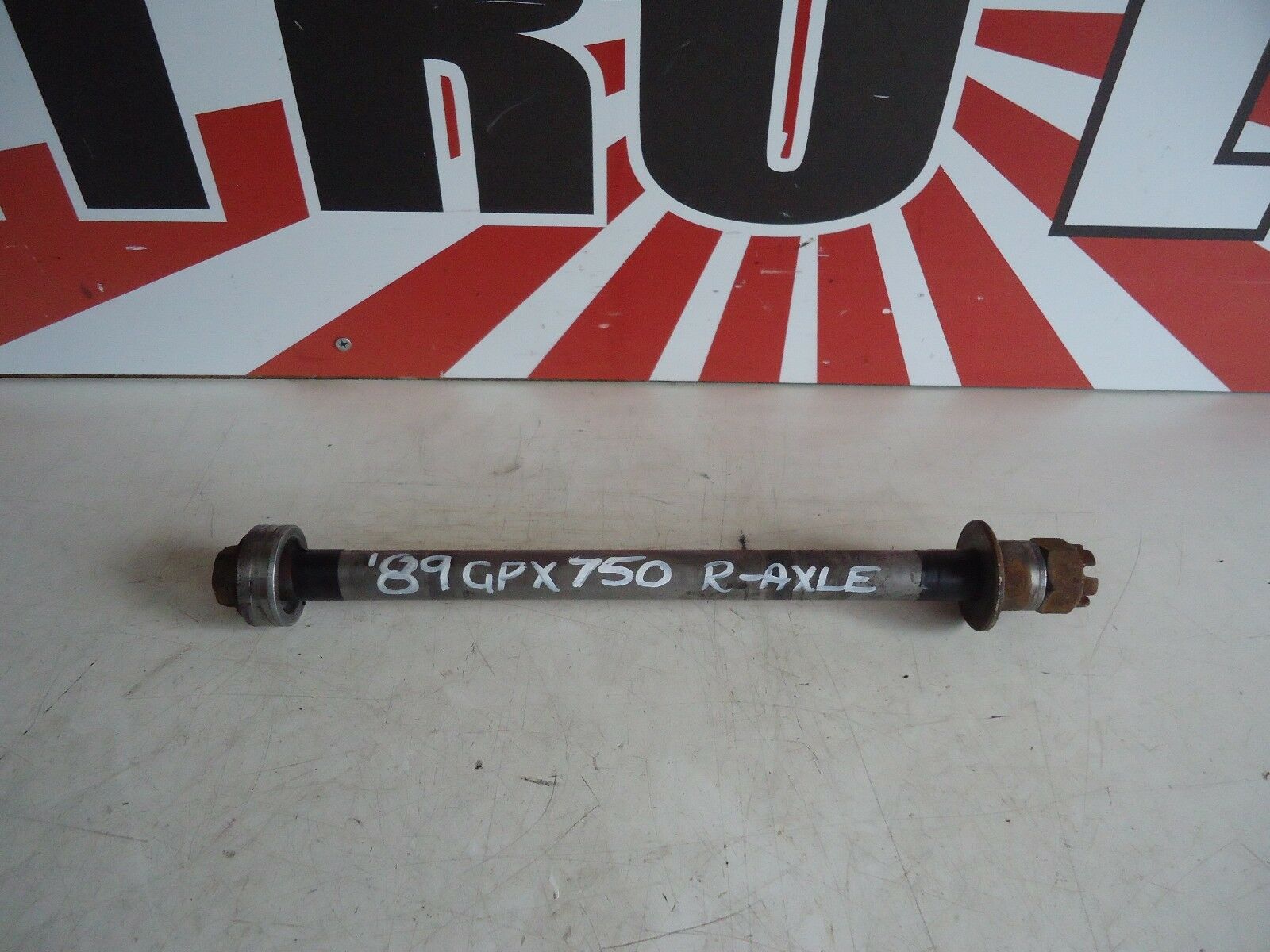 Kawasaki GPX750R Rear Wheel Spindle Axle